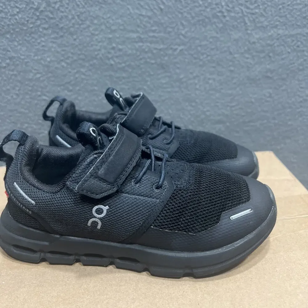 On Running Kids' Cloud Swiss Engineering black Size K 12.5 Boys Sneakers